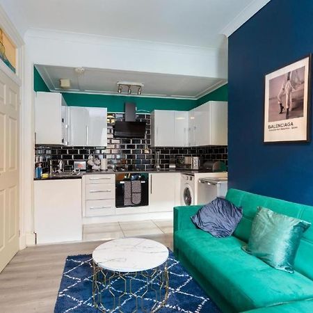 شقة Beautiful Boutique Edinburgh Abode - Sleeps 4 المظهر الخارجي الصورة