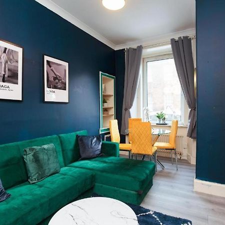 شقة Beautiful Boutique Edinburgh Abode - Sleeps 4 المظهر الخارجي الصورة